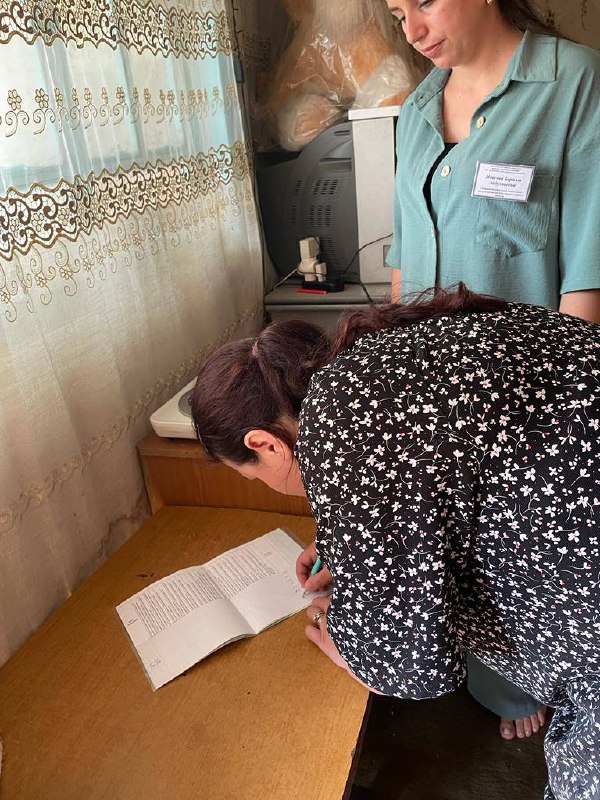 Специалист по работе с семьей и с детьми ГБУ РД КЦСОН в МО «Сергокалинский район»Идрисова Б оказала услуги подопечным Социально -психологическое консультирование .