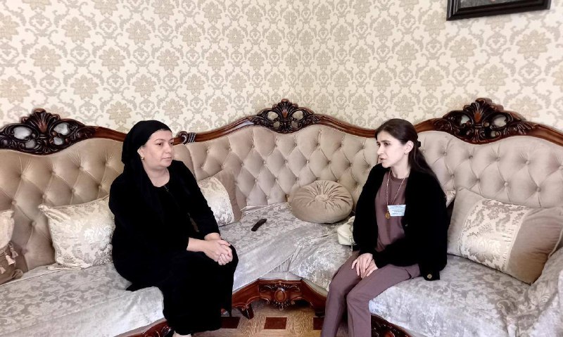 Специалист по работе с семьей и детьми ГБУ РД КЦСОН в МО « Сергокалинский район»Багомедова П. оказание социальных услуг.