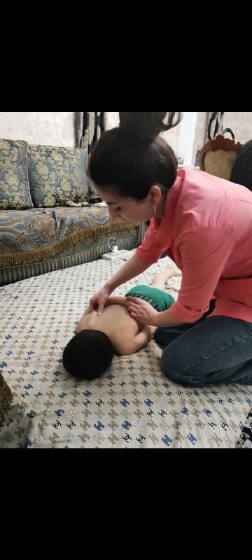 Массаж ног способен возвратить чувствительность пальцам, улучшить их двигательную способность, снять отечность и расслабить мышцы стоп.