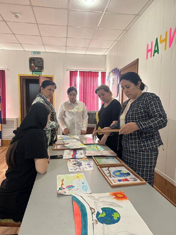 В отделении социально обслуживания на дому детей и семей с детьми провели первый этап конкурса"дети России-за мир!"