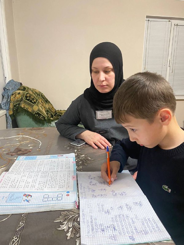 Специалист по работе с семьёй и детьми Алиева М.
