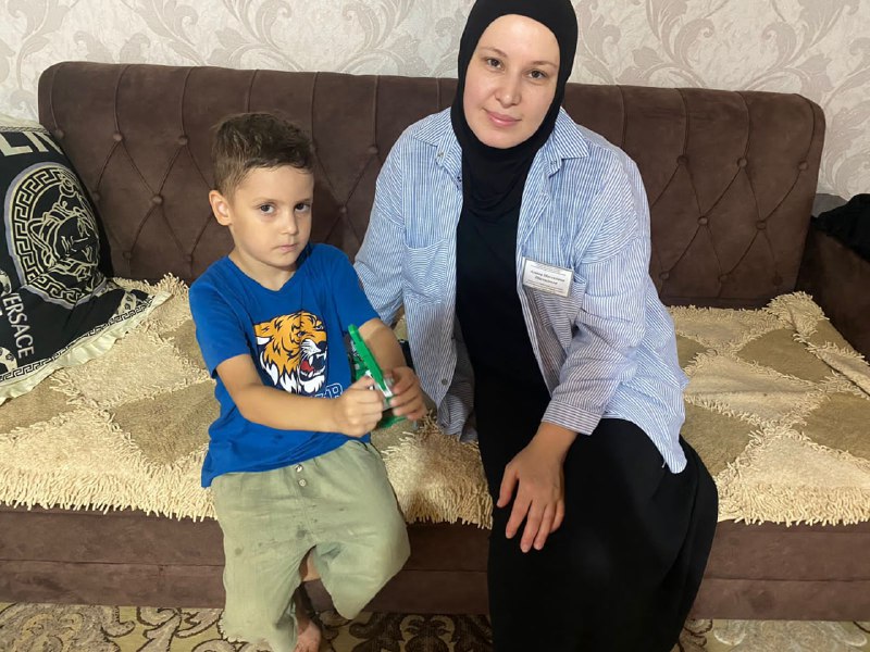 🔸 Специалист по работе с семьёй Алиева М. навестила семью погибшего на СВО