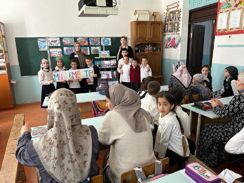 ✨Специалист по работе с семьей и детьми Алиева Максалина совместно с Библиотекой-Филиал №12 провели мероприятие