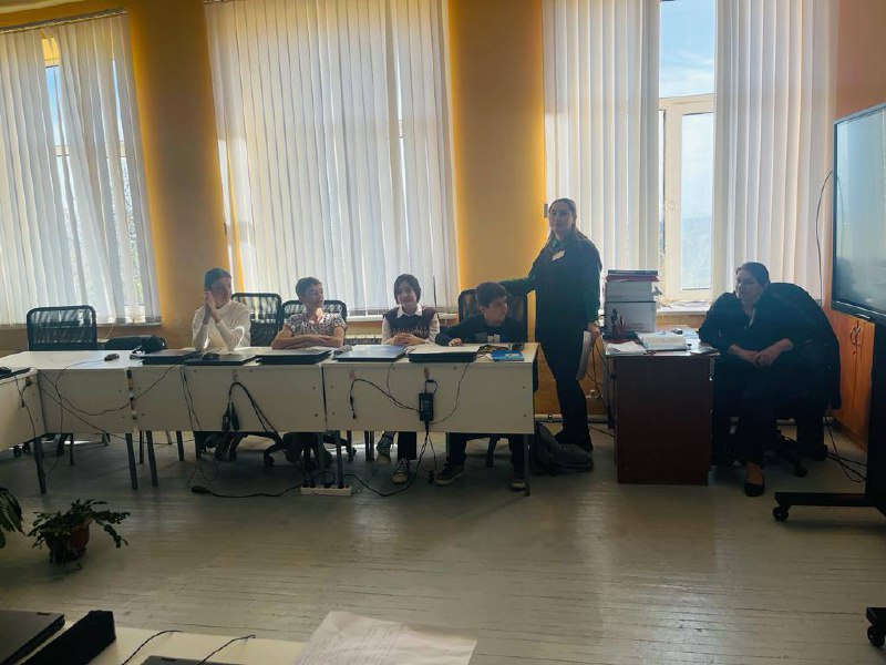 ☑️Специалист Джалилова Марзият провела мероприятие ко Дню правовой помощи детям в СОШ №1.