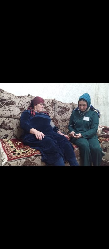 ✔️В рабочий день специалиста по работе семьёй и детьми Абдуллаевой Зухры входит посещение своих подопечных.