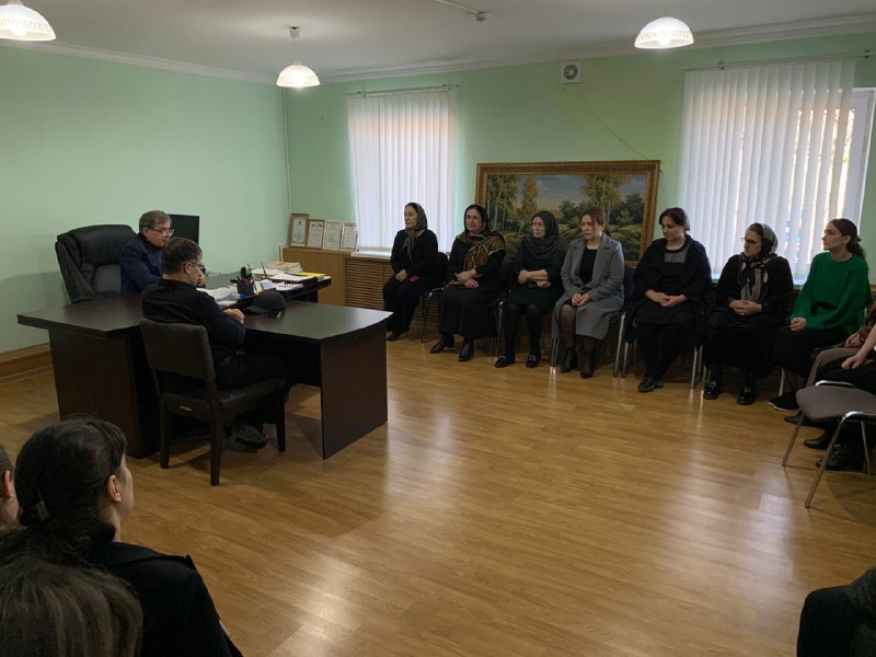 🌟Сегодня директор Комплексного центра Сергокалинского района, Муртузалиев Магомед Исаевич, собрал свой коллектив, чтобы поздравить его с наступающим Новым 2024 годом.