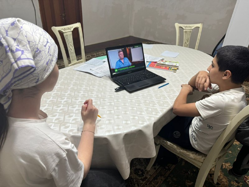 ✅Специалисты по работе с семьей и детьми, Джупанова Ханум и Алиева Максалина, провели беседу с подопечными ко Дню памяти о Чернобыльской катастрофе.