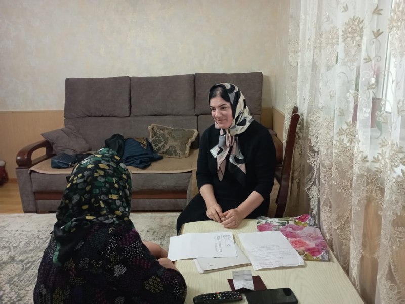 💥Будни специалистов отделения социального обслуживания на дому граждан пожилого возраста и инвалидов, Алиевой Раисат и Бибулатовой Марьям.