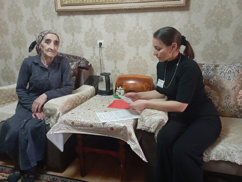👥Рабочие будни специалиста Алиевой Раисат в рамках регулярного обхода подопечных соцработников.