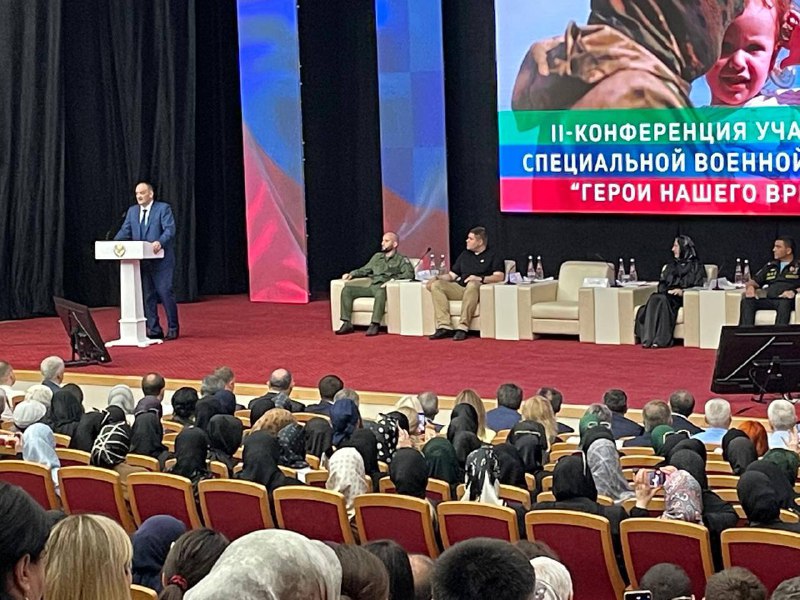30 июня 2025 года заместитель директора Центра социального обслуживания Сергокалинского района Хабибулла Ибрагимович Идрисов организовал доставку участников специальной военной операции (СВО) и родителей погибших участников СВО в Дом Дружбы для участия во