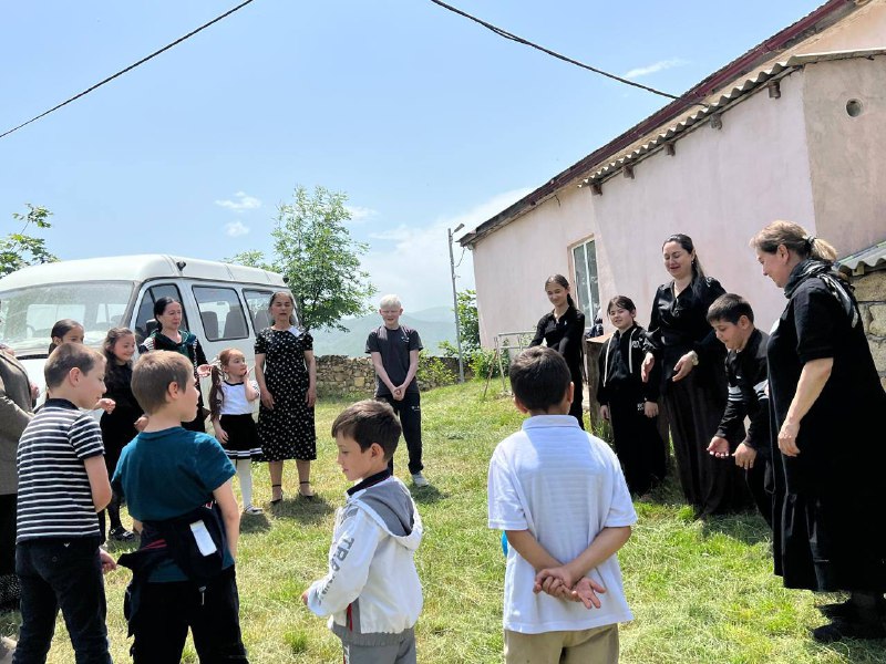 Сегодня, 15 июля, в нашем комплексном центре соцобслуживания населения Сергокалинского района состоялся один из самых любимых спортивных досугов — "Веселые старты". Праздник дружбы, юмора и спорта.